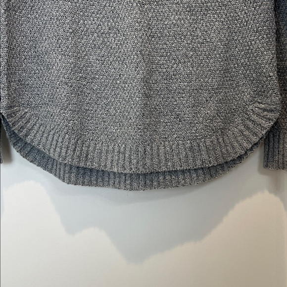 Pink Clover grey Nikole textured sweater size small. - Picture 4 of 11